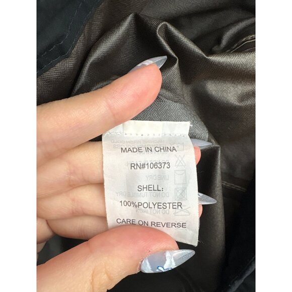 Women’s Zero Restriction Large Lightweight Black Rain Coat with Detachable Hood - Picture 6 of 6